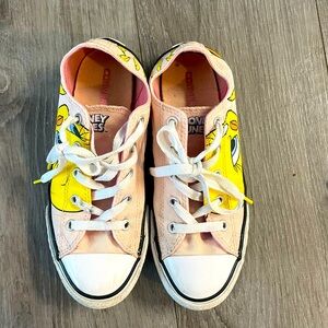 Converse all star loonie tunes size 35